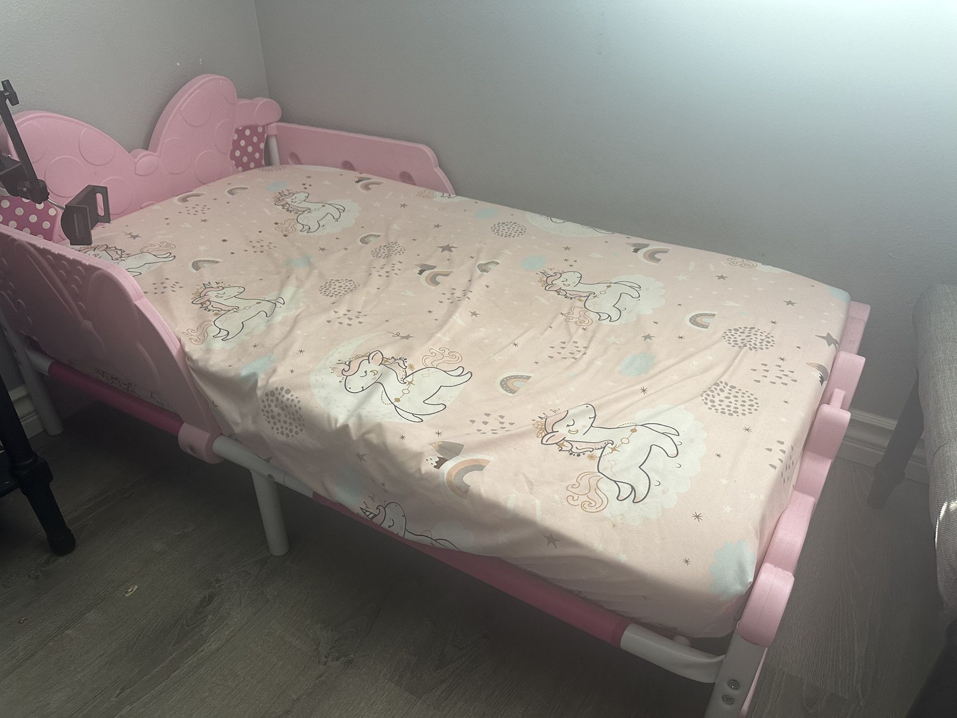 Minnie Toddler Bed