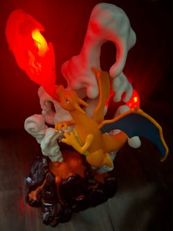 Light up Charizard Pokemon Display figurine lamp