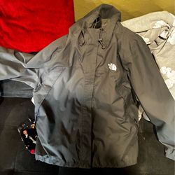 Brand new north face zip up XXL in female medium to large in Men’s