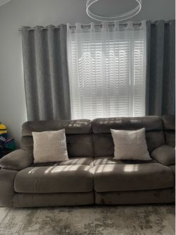 Full couch set , grey color includes three seat couch, two single seat in a corner seat￼