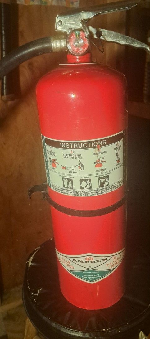 Safety Equipment Fire Extinguisher