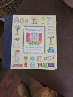Home decorating organizer book