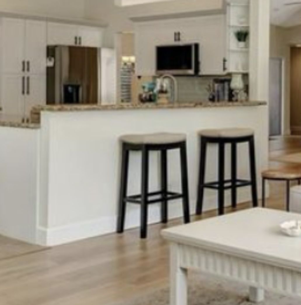 2 Bar Stools