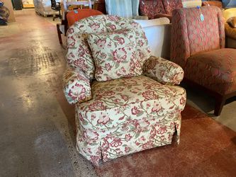 ETHAN ALLEN Floral Arm Chair with Curved Back