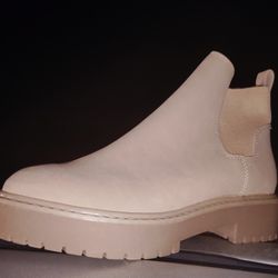 Boots 6.5