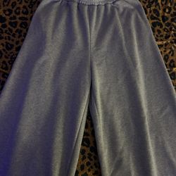 light gray sweatpants 