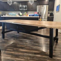 Dining Room Table & Chairs And Bench