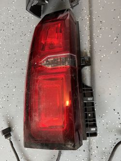 Rear Left Tail Lights