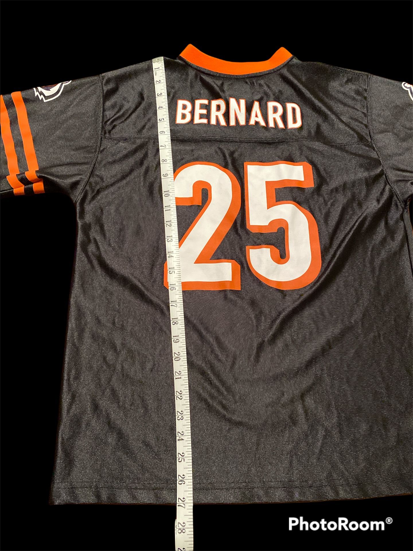 Giovani Bernard Cincinnati Bengals Nike Jersey Men Large Great Condition  for Sale in Swormville, NY - OfferUp