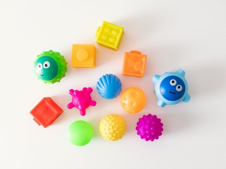 Sensory Toys - 12 Piece Montessori Activities 