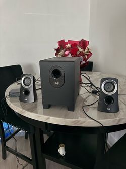 Logitech 2.1 Speaker System with Subwoofer Z13