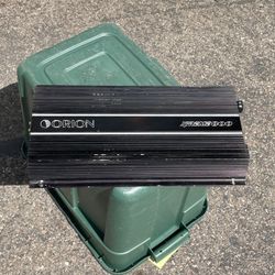OLD SCHOOL car amplifier ORION XTR800 800 xtreme AMP MADE IN THE U.S.A. NICE SHAPE WORKS FINE