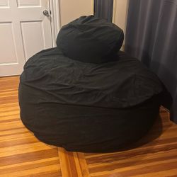 Giant Beanbag With Foot Rest 