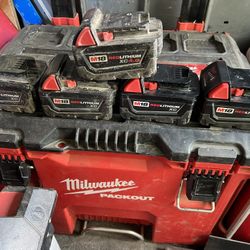 M 18 - 3.0 xc & 4.0 xc Batteries 