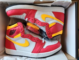 Nike Air Jordan 1 High OG Light Fusion Red Size 10