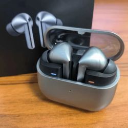 Galaxy Buds 3 Pro Case And Headphones Only 