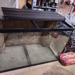 150 gallon Tank, Stand, Lights, Sump,