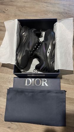 Dior b22 i have size 10 and 9