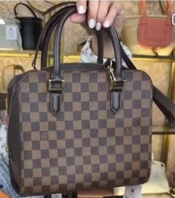 ☆LOUIS VUITTON TRIONA☆