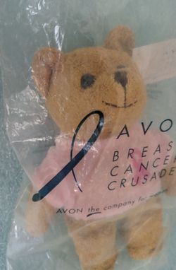2001 Avon Breast Cancer Crusade Bear NIP