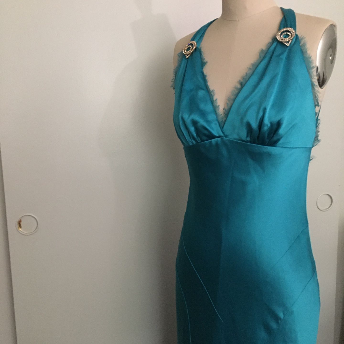 bias cut dress galliano Fall 2003 John Silk & Silk Chiffon w Draped Panels & Side Cut Out COLOR:Sage/Gold NMtoLL2 The dress is simple Affordable Bridesmaid Dress Rentals