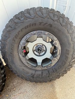 Jeep Wrangler 5 Teraflex Nomad Wheels & BFG Tires