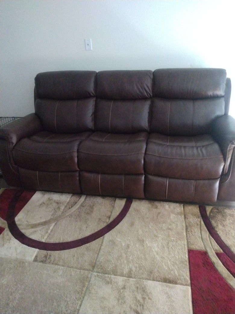 Beautiful All Leather Reclining Couch And Chair 