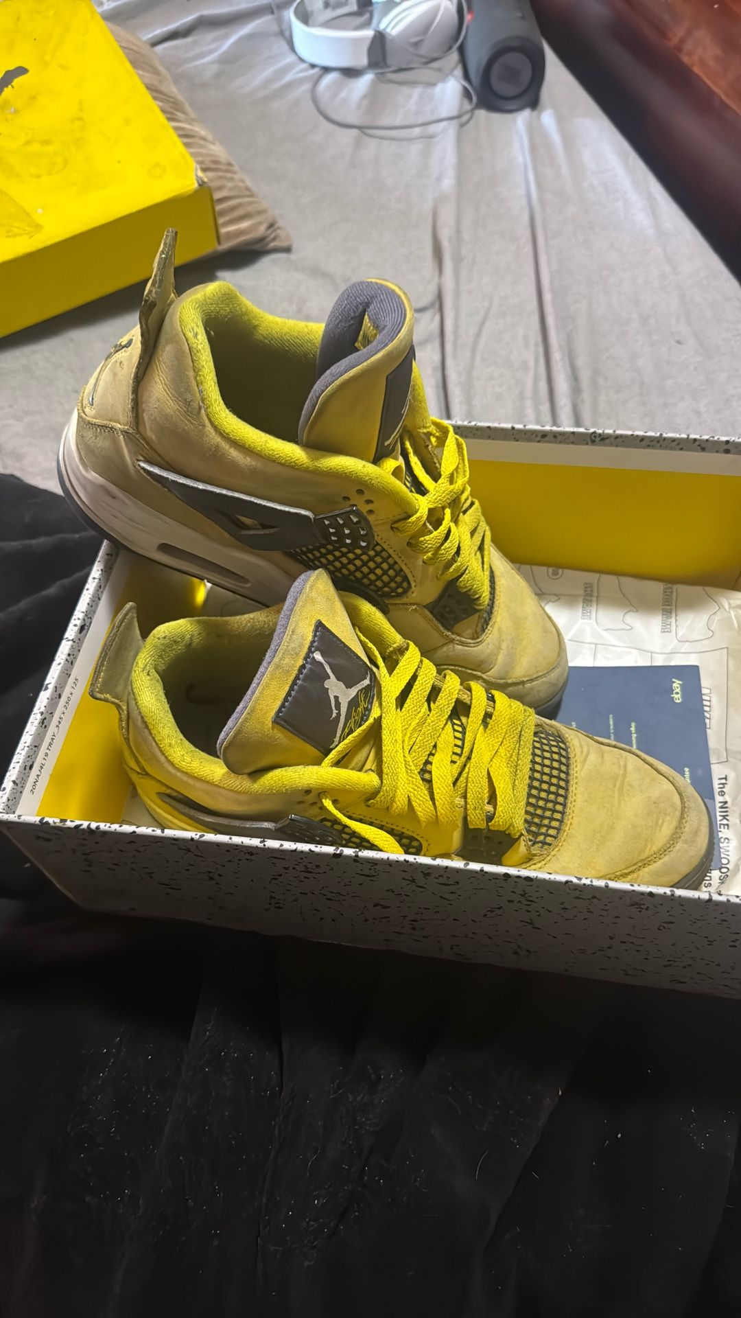 Lightning Jordan 4s