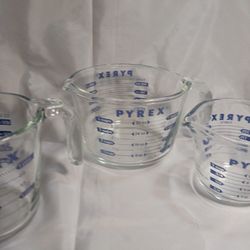Pyrex Measuring Antique Cups