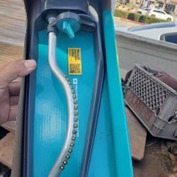 Gilmour Lawn Sprinkler  3600 Sq Ft Rectangular 