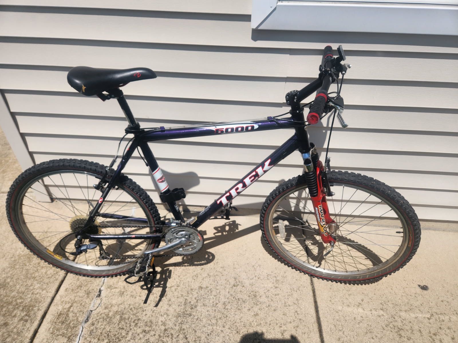 1999 Trek 6000 MTB Bike: Hardtail Manitou Magnum Deore LX USA Made
