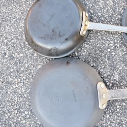 Pans + Pan Holder Calphalon