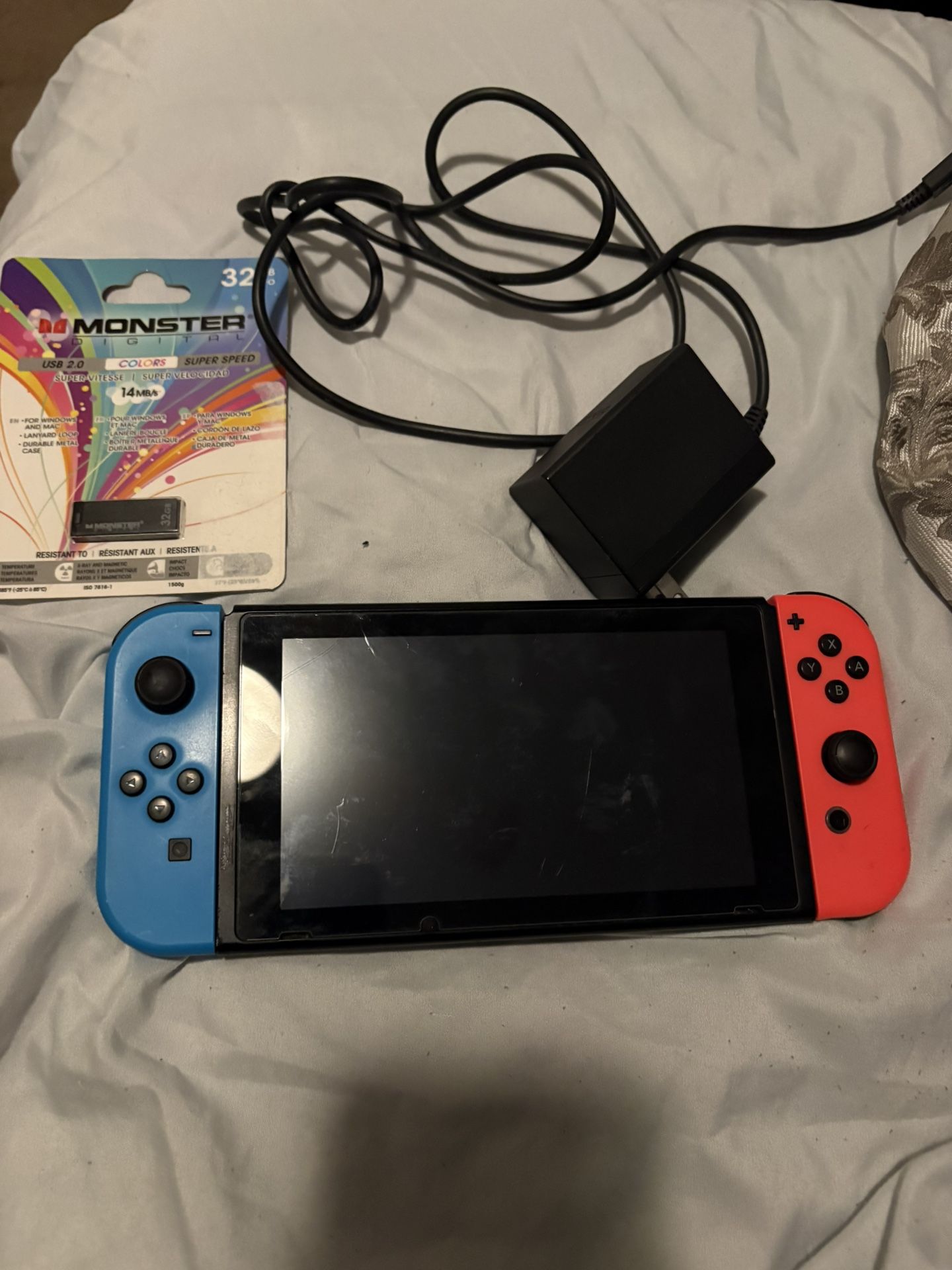 Nintendo Switch 
