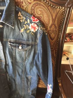 Chaqueta express nueva size ML