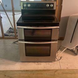 Whirlpool 30” Range W/ Double Oven