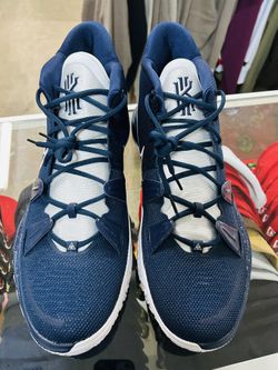 Nike Kyrie Midnight Navy Size 17.5 Men👟💙