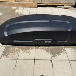 Thule Force XT L Roof Box Excellent Condition