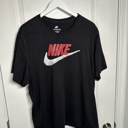 Nike Shirt Mens Black Short Sleeve