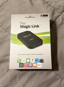 The Magic Link Wireless CarPlay / Android Auto Adapter