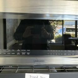 Microwaves Samsung LG Whirlpool up to 50% Off MSRP.