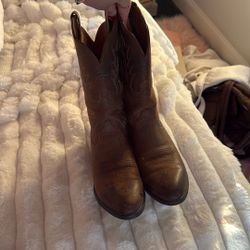 Barley Worn ARIAT boots 