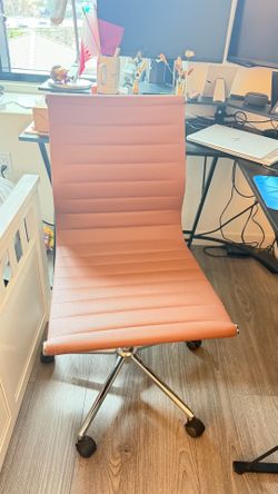 Benjara Haily vinyl chair