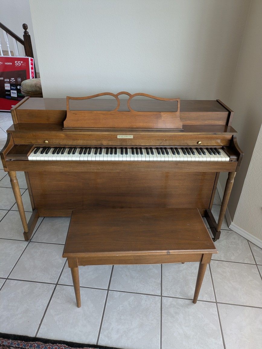 Baldwin Piano