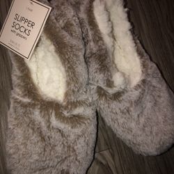 NWT Slippers
