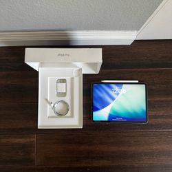 iPad Pro 11” M2 4th Gen 256GB Wi-Fi + Cellular + Apple Pencil