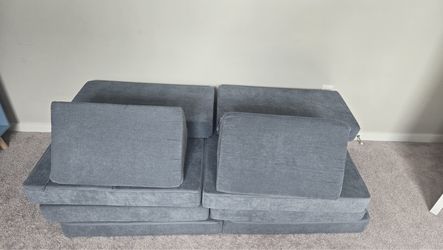 Free kids pillow fort set
