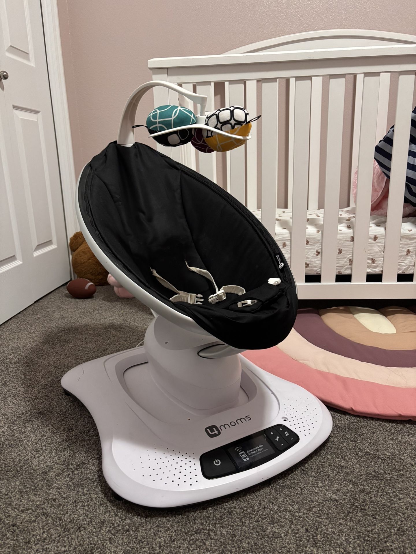 MamaRoo Swing