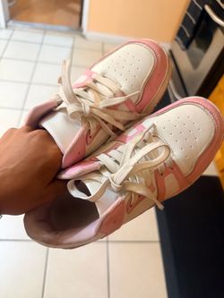Skates shoes