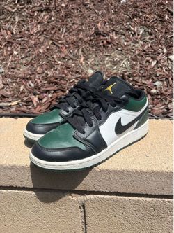 Jordan 1 low green toe 5Y