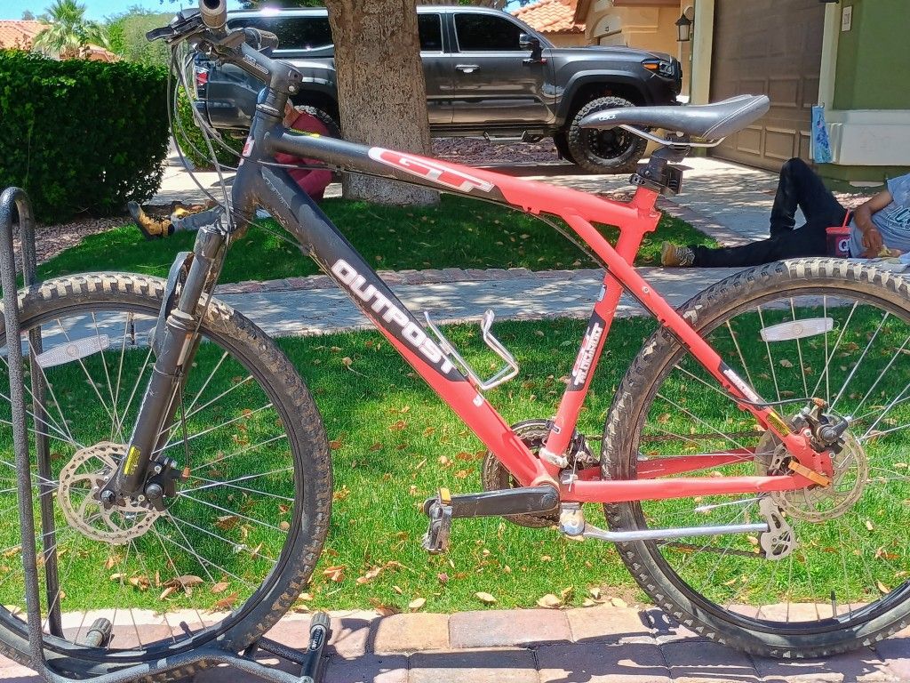 GT Outpost Mountain Bike